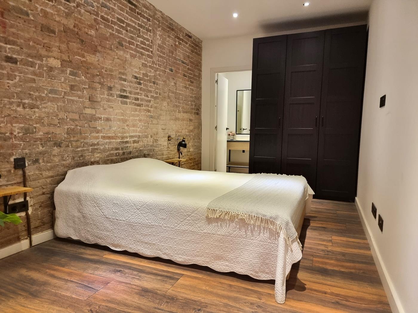 Brand new, recently refurbished loft in Mercat Sant Antoni - My Space Barcelona Apartments