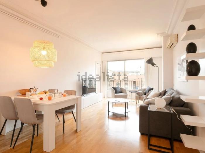 'Experience the Charm of Gran Vía in This Spectacular 4-Bedroom A - My Space Barcelona Apartments