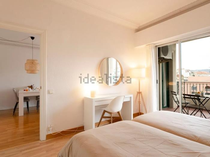 'Experience the Charm of Gran Vía in This Spectacular 4-Bedroom A - My Space Barcelona Apartments