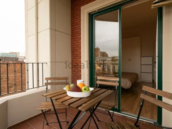 'Experience the Charm of Gran Vía in This Spectacular 4-Bedroom A - My Space Barcelona Apartments