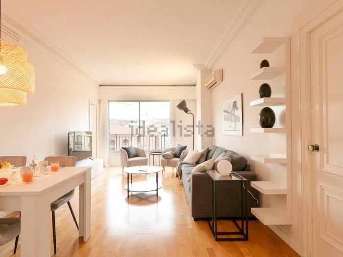 'Experience the Charm of Gran Vía in This Spectacular 4-Bedroom A - My Space Barcelona Apartments