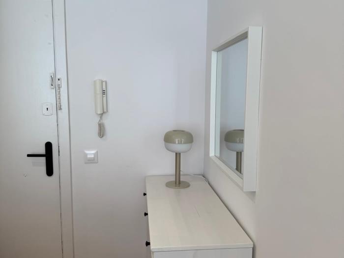 Cozy & Bright 2-Bed Apartment - My Space Barcelona Apartments