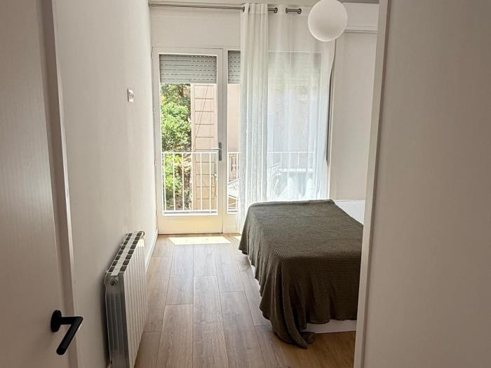 Cozy & Bright 2-Bed Apartment - My Space Barcelona Apartments