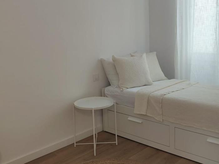 Cozy & Bright 2-Bed Apartment - My Space Barcelona Apartments