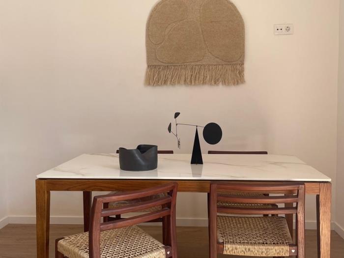 2 Beds + Balconies near Mercat - My Space Barcelona Apartments